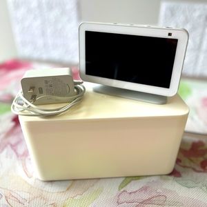 Echo Show / White / Adapter / Stand